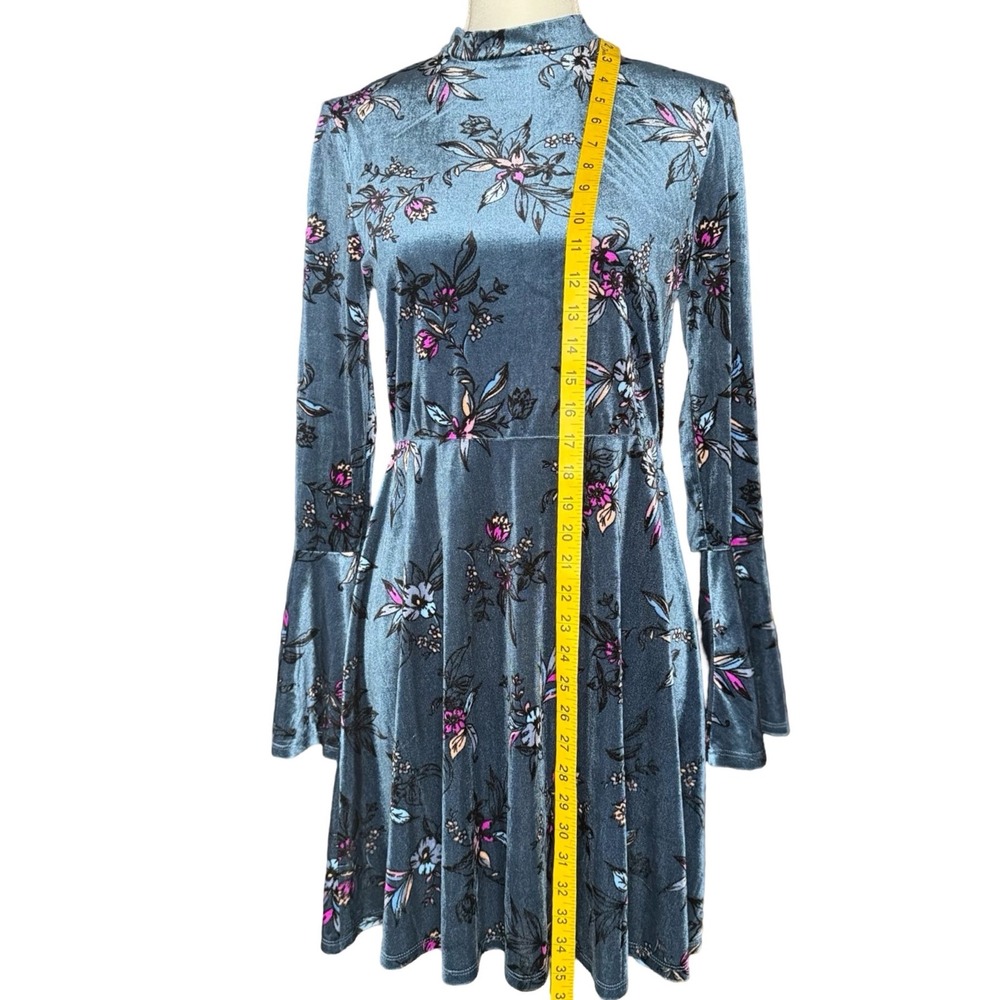 Blue Velvet Floral Dress Bell Sleeve Mock Neck Fit Flare Womens Medium - Picture 5 of 9